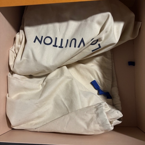 LV Beaubourg Ankle Boot - Picture 7 of 8